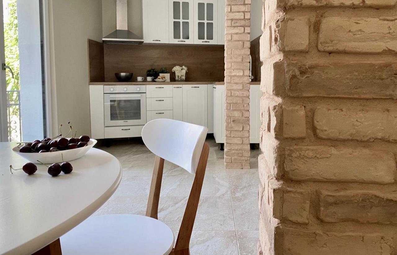Old Town City Center Apartment Русе Екстер'єр фото