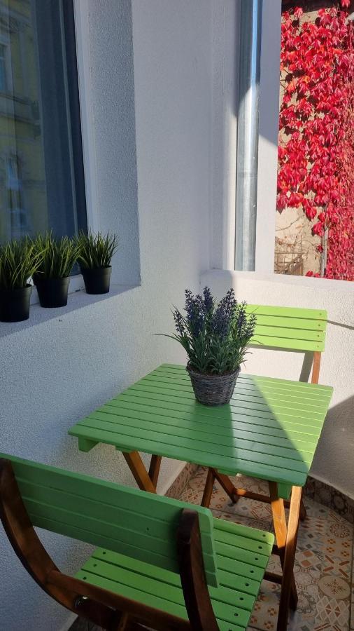 Old Town City Center Apartment Русе Екстер'єр фото